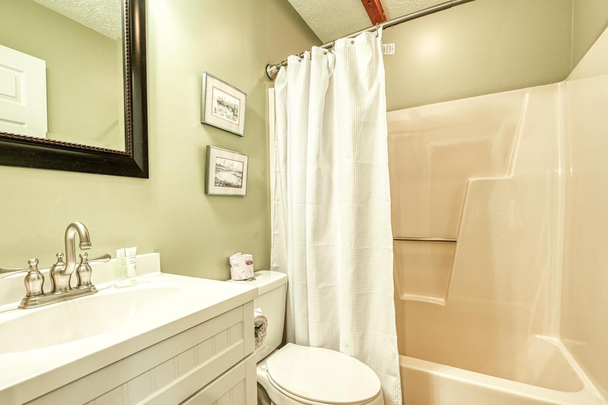 Deep Creek Village McHenry Pokoj fotografie