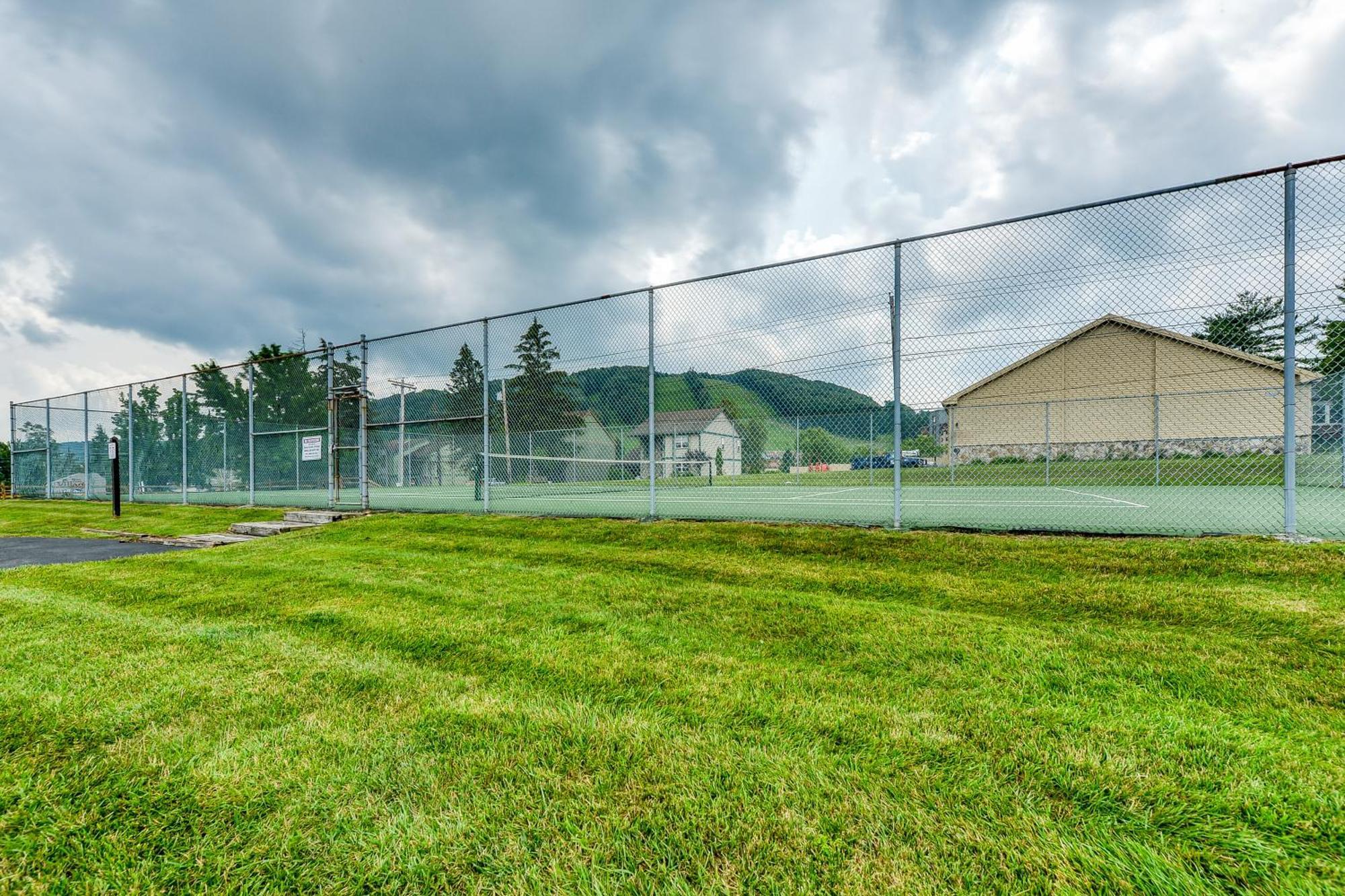 Deep Creek Village McHenry Pokoj fotografie